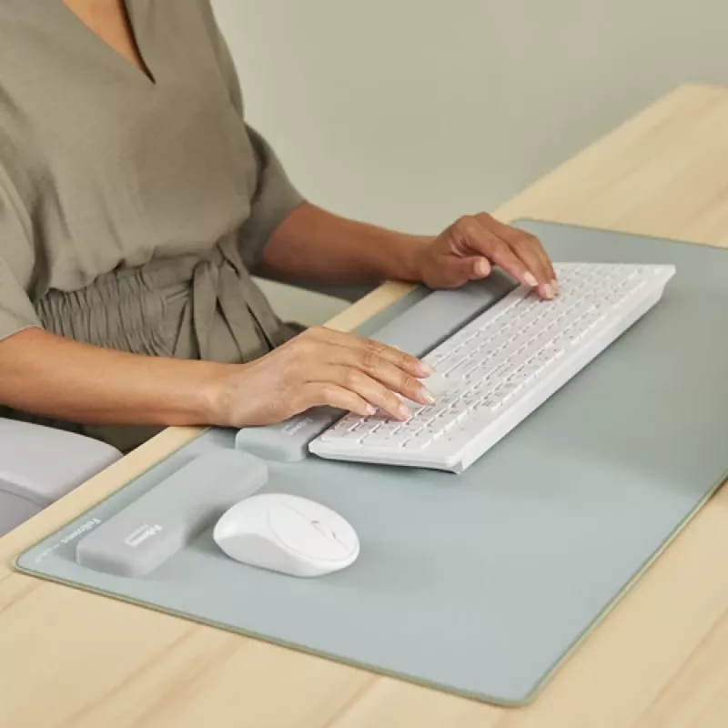 Fellowes Breyta™ klaviatuuri randmetugi, antibakteriaalne, ergonoomiline randmetugi, salveiroheline