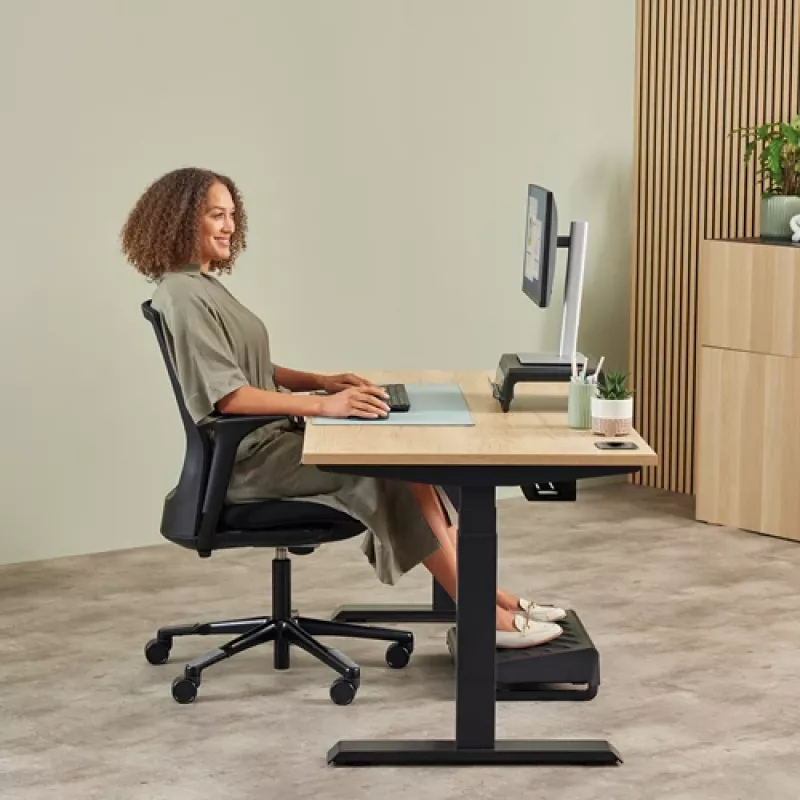 Fellowes Vertikaalne juhtmevaba hiir Breyta Ergonoomiline paremakäeline vertikaalne hiir, keskmine