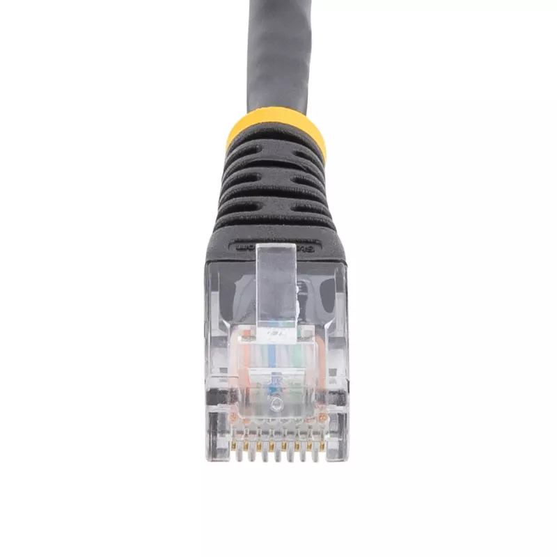 StarTech.com Cat5e ühenduskaabel vormitud RJ45-pistikutega – 15 m – must