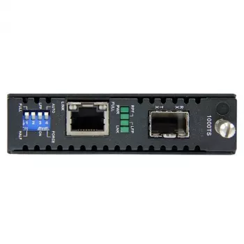 StarTech.com Gigabit Ethernet fiibermeediumimuundur avatud SFP-pesaga