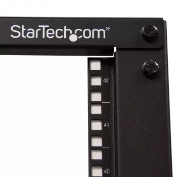 StarTech.com 4-post 42U mobiilne avatud raamiga serverikapp, nelja postiga 19-tolline võrgukapp ratastel, reguleeritava sügavusega veeretatav kapp arvuti/AV/andmete/IT-seadmete jaoks - rattad, loodimisjalad või põrandale kinnitamine