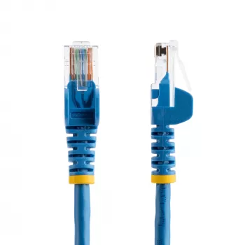 StarTech.com Cat5e Etherneti ühenduskaabel takerdumisvastaste RJ45-pistikuga - 0,5 m, sinine