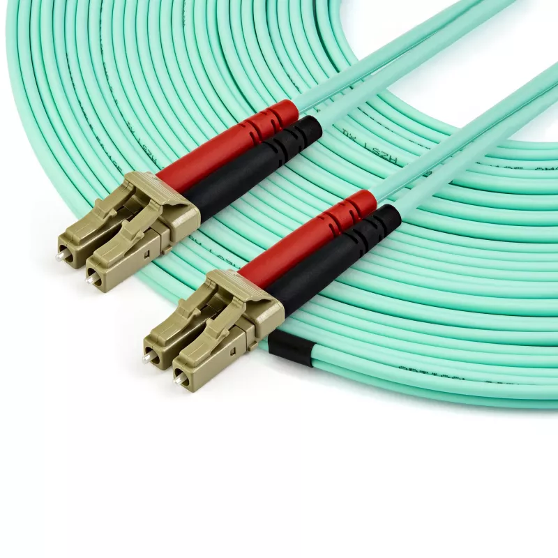 StarTech.com 15m (50ft) LC/UPC kuni LC/UPC OM3 mitmemoobiline fiiberoptiline kaabel, täisdupleks 50/125µm zipcord fiiberkaabel, 100G, madal sisestuskadu, LSZH fiiberhüppaja juhe