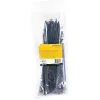 StarTech.com 10 tolli (25 cm) kaablisidemed - 1/8 tolli (4 mm) laiad, 2-5/8 tolli (68 mm) kimbu läbimõõt, 50 naela (22 kg) tõmbetugevus, nailonist iselukustuvad tõmblukuga sidemed kumera otsaga - 94V-2/UL loetletud, 100 tk pakend - Must