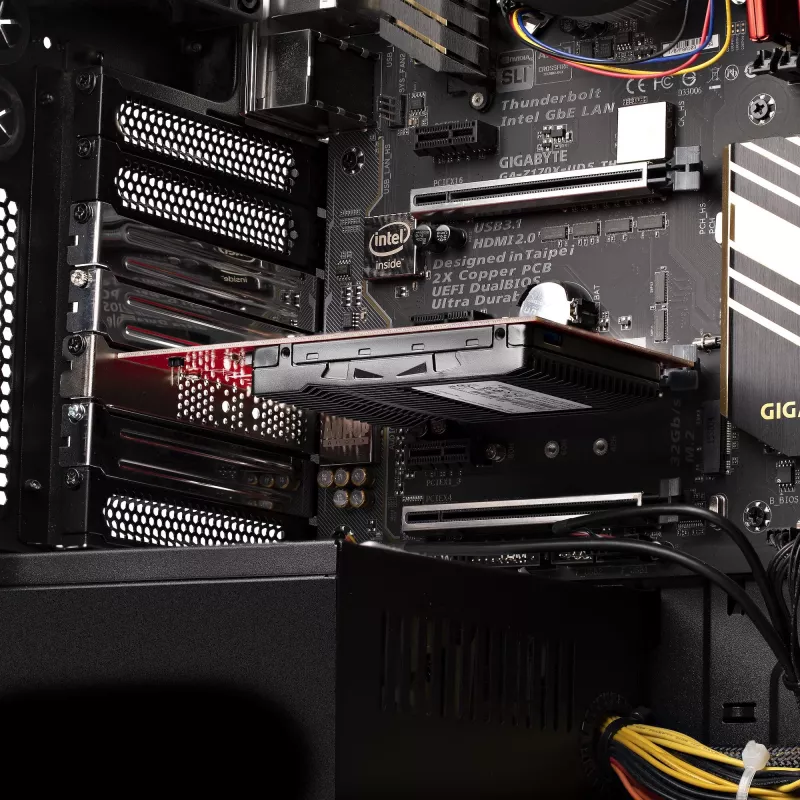 StarTech.com U.3 PCIe-adapterkaart, PCIe 4.0 x4 adapter 2,5-tollistele U.3 NVMe SSD-dele, SFF-TA-1001 PCI Express lisakaart lauaarvutitele/serveritele, TAA vastavuses – OS-iseseisev