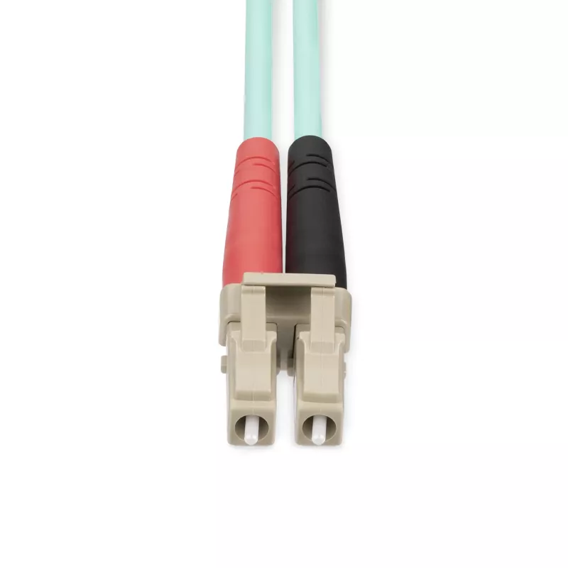 StarTech.com 20 m (65 jalga) LC/UPC-LC/UPC OM4 mitmemoodiline fiiberoptiline kaabel, 50/125 µm LOMMF/VCSEL tõmblukuga kiud, 100G, madal sisestuskadu – LSZH fiiberhüppaja