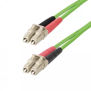 StarTech.com 25 m (82 jalga) LC kuni LC (UPC) OM5 mitmemoodiline fiiberoptiline kaabel, 50/125 µm dupleks LOMMF tõmblukuga juhe, VCSEL, 40G/100G, LSZH fiiberhüppaja juhe