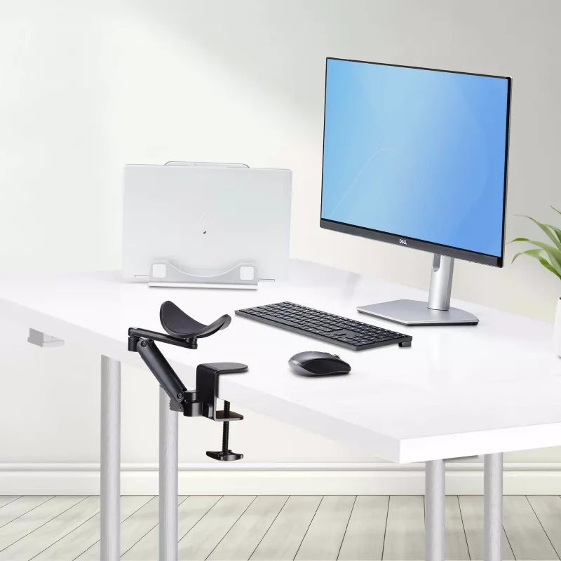 StarTech.com reguleeritav käetugi kontorilauale, ergonoomiline käe-/küünarnukitugi, 360-kraadine pööramine, klamberkinnitus / puurimiseta paigaldus, must