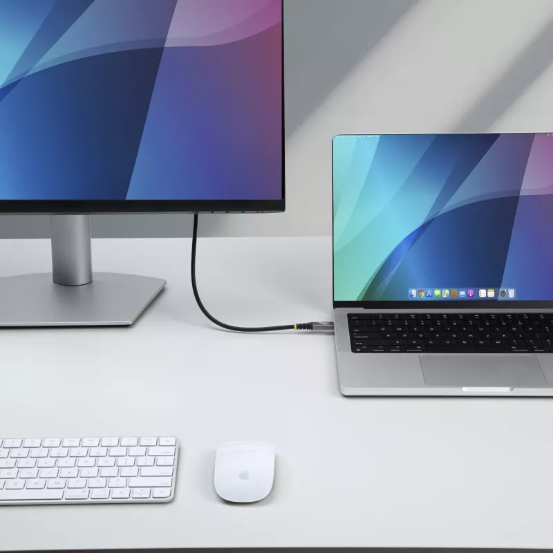StarTech.com 50cm (1.6ft) USB4 kaabel, 80 Gbps, USB-IF sertifitseeritud USB-C kaabel, 240 W PD, 8K 120 Hz/4K 240 Hz DP2.1 DP80, TPE-kate, Thunderbolt 4 ühilduv – must USB-C juhe