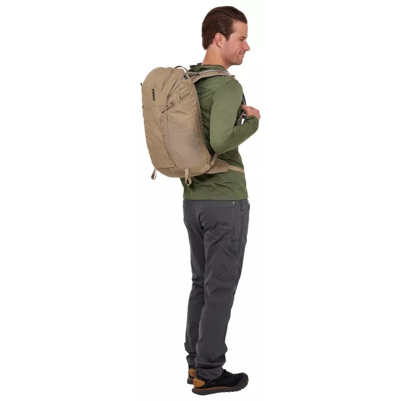 Thule Alltrail TAHP222 Faded Khaki seljakott Reisikott Polüester