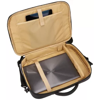 Case Logic Propel PROPC-116 Must 39,6 cm (15,6 tolli) Portfell