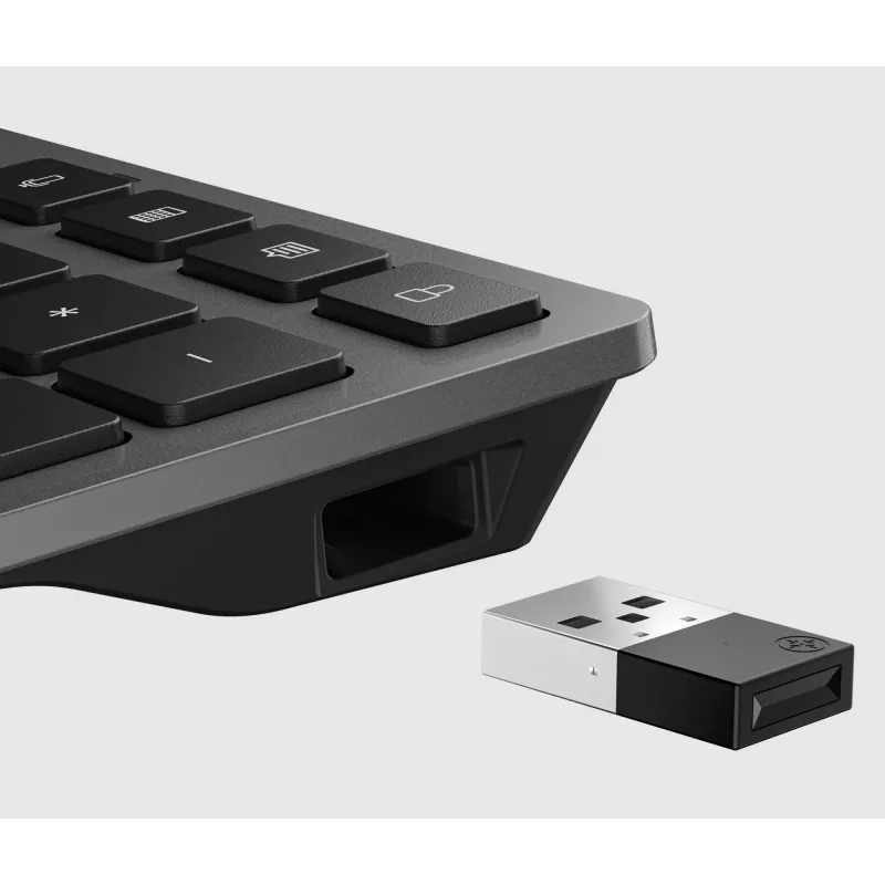 Juhtmevaba laetav täissuuruses QWERTY-klaviatuur HP 725 — mudel 9T5B2AA#UUW