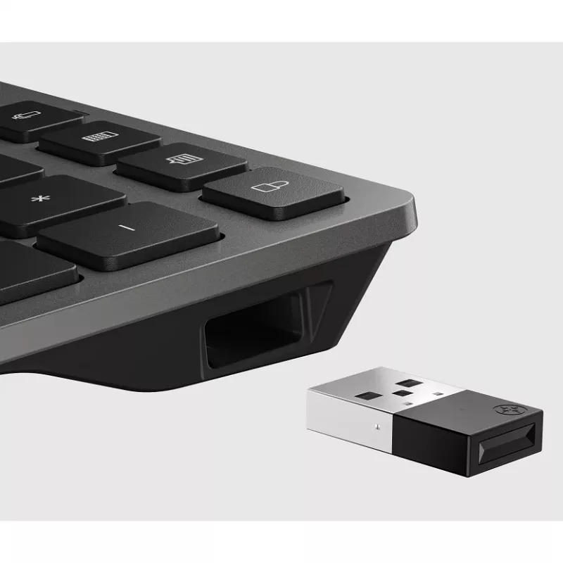 Juhtmevaba laetav täissuuruses QWERTY-klaviatuur HP 725 — mudel 9T5B2AA#UUW