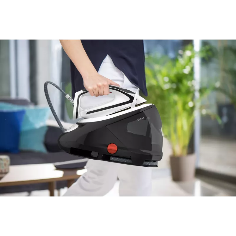 Tefal Pro Express Ultimate GV9550 1,9 L Durilium AirGlide Autoclean tallaplaat Must, Valge