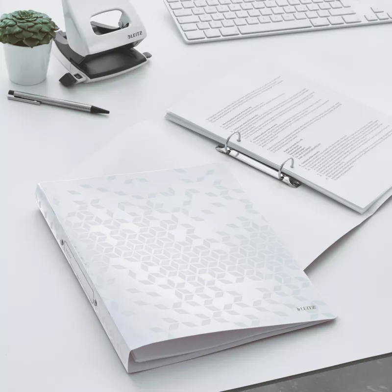 Leitz Ringbinder WOW PP A4 2RR/25mm, A4, ümmargune rõngas, polüpropüleen (PP), valge, 190 lehte, 80 g/m²