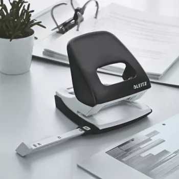 Leitz auguraud WOW 5008 Metal 2-auguline / 30 lehte, 30 lehte, must, valge, metall, 8 cm, 5,5 mm, A4, A5, A6, foolio, US-Quart, 8 x 8 x 8 cm