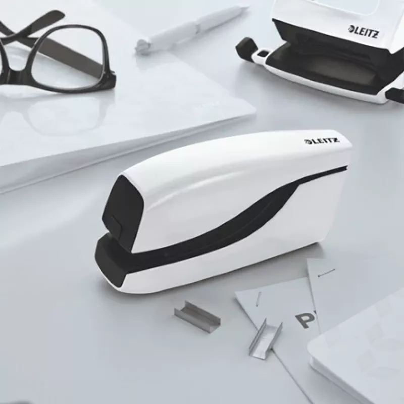 Leitz NeXXt klammerdaja akutoitega WOW 5566, 10 lehte, eestlaadimine, 1 cm, plast, valge, aku