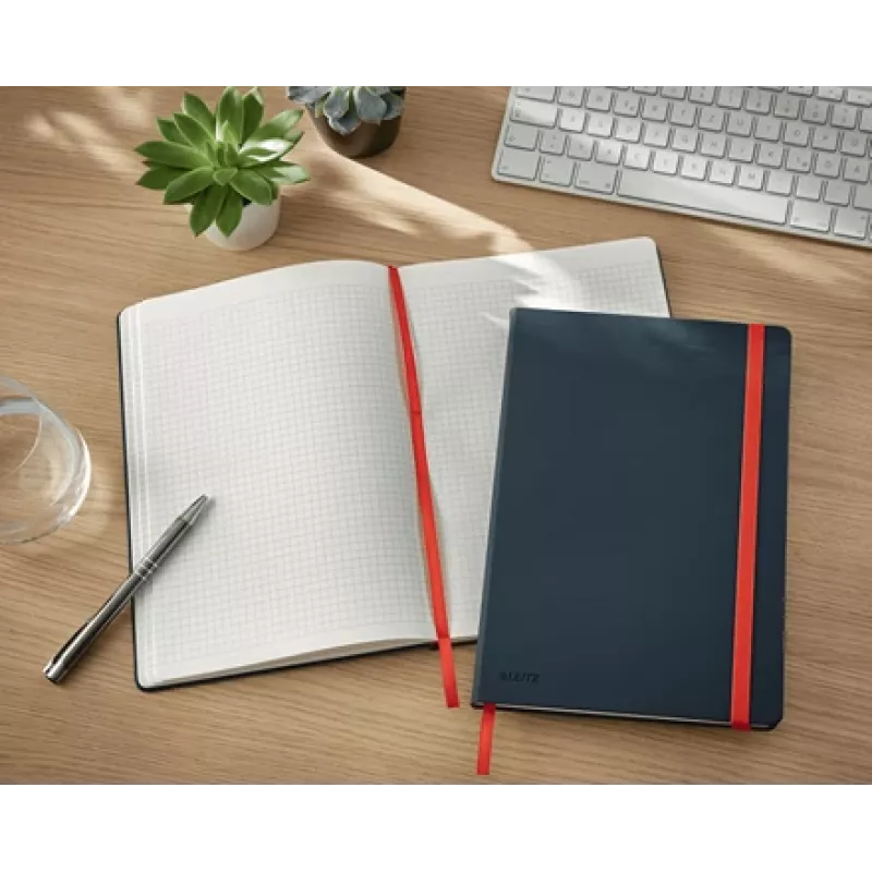 Leitz Cosy Notebook Soft Touch Squared with Hardcover, Monokromaatiline, Must, B5, 80 lehte, Matt, 100 g/m²