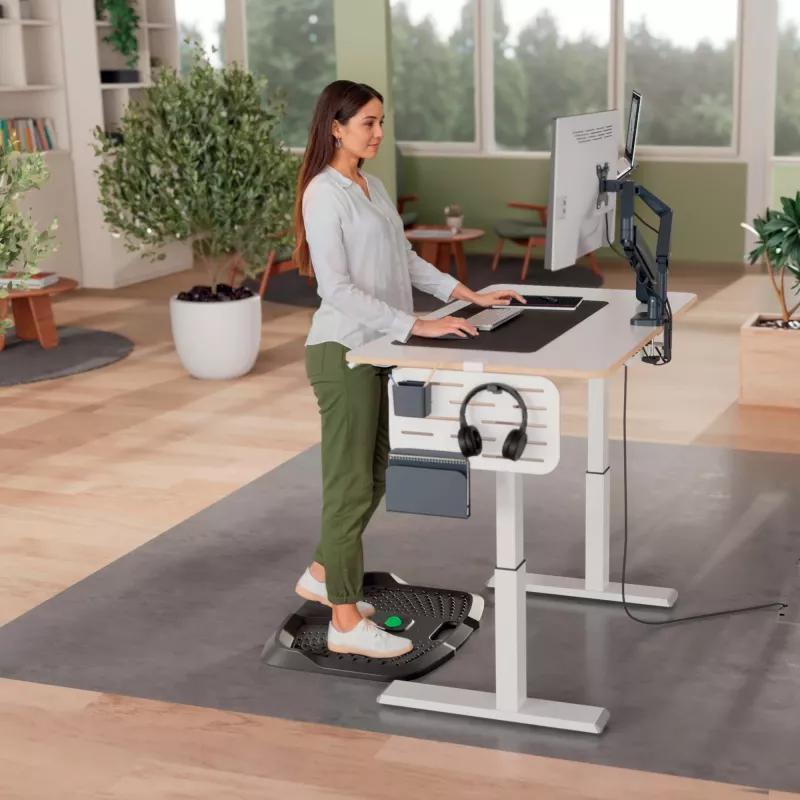 Leitz Ergo Active ergonoomiline väsimusvastane seismismatt, Ristkülikukujuline, Must, Polüuretaan, Mulliline, Hiina, 605 x 681 mm