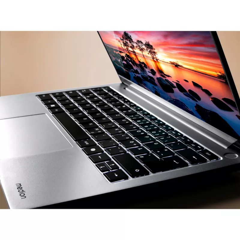 MEDION 30040132 sülearvuti Intel Core 5 120U 35,6 cm (14 tolli) 2,8K 16 GB DDR4-SDRAM 512 GB SSD Wi-Fi 6 (802.11ax) Windows 11 Home must