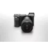Sony α 6400 + SEL18135 MILC 24,2 MP CMOS 6000 x 4000 pikslit must