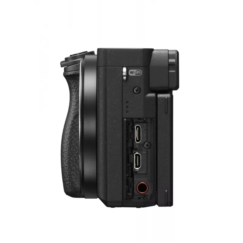 Sony α 6400 + SEL18135 MILC 24,2 MP CMOS 6000 x 4000 pikslit must