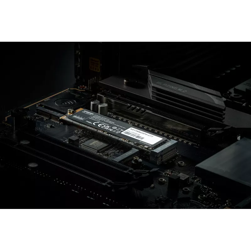 Klevv CRAS C715 512 GB M.2 PCI Express 3.0 NVMe 3D TLC NAND