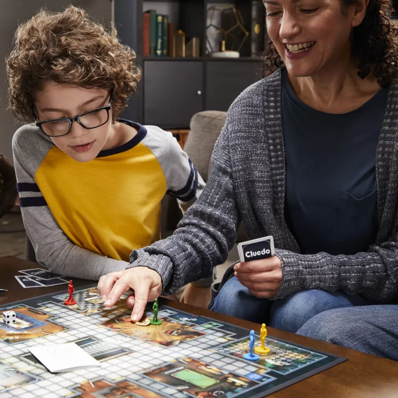 Hasbro Gaming Cluedo 45 min Lauamäng Detektiiv