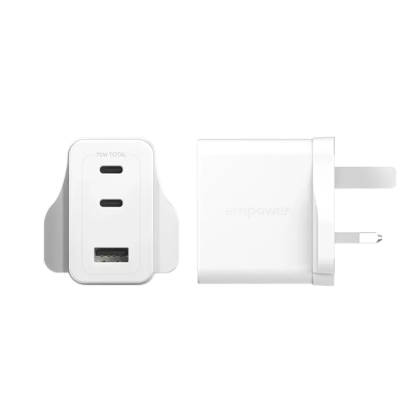 PanzerGlass empower™ by ® Turbo 70W mitme laadija, sisaldab 2 x USB-C + USB-A | UK pistik | Hõbevalge