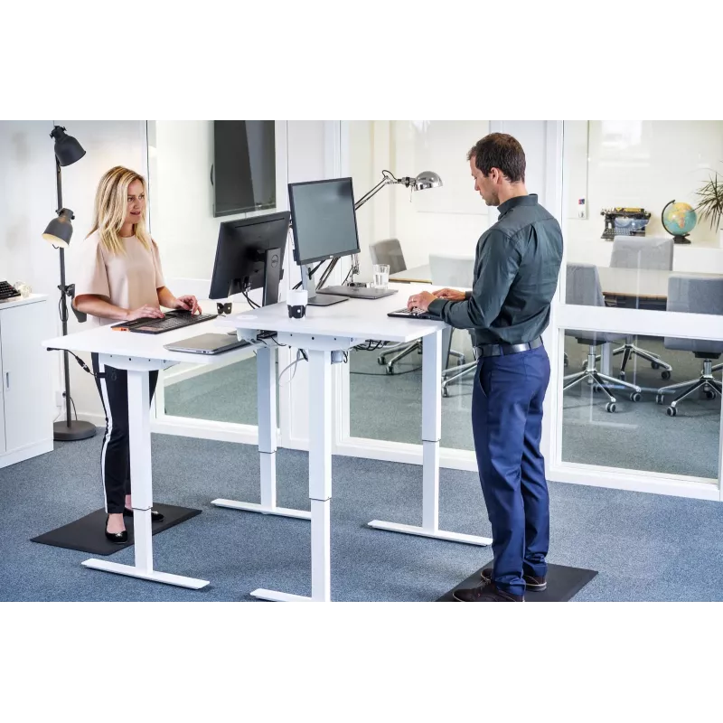 Seismismatt Mousetrapper Active Standing Mat — ristkülikukujuline, must, 740×450 mm, paksus 1,8 cm