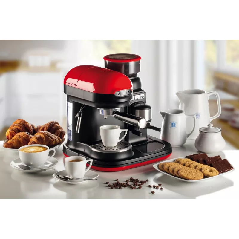 Ariete 1318 Moderna espressomasin integreeritud kohviveskiga, kohviubadele ja jahvatatud kohvile, piimavahustajaga cappuccino valmistaja, 1 ja 2 tassi filter, 1080 W, 800 cc, punane