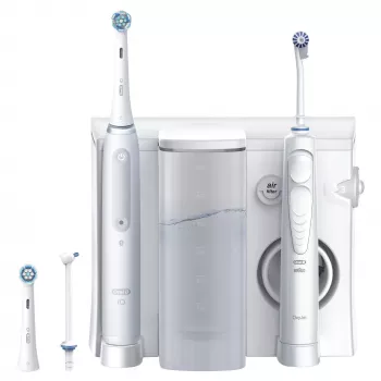 Oral-B iO4 ja OxyJet suuhoolduskeskus, valge