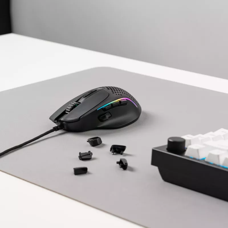 Glorious Gaming Glorious Model IV2 Wired - valge, paremakäeline, optiline, USB Type-A, 26000 DPI, valge
