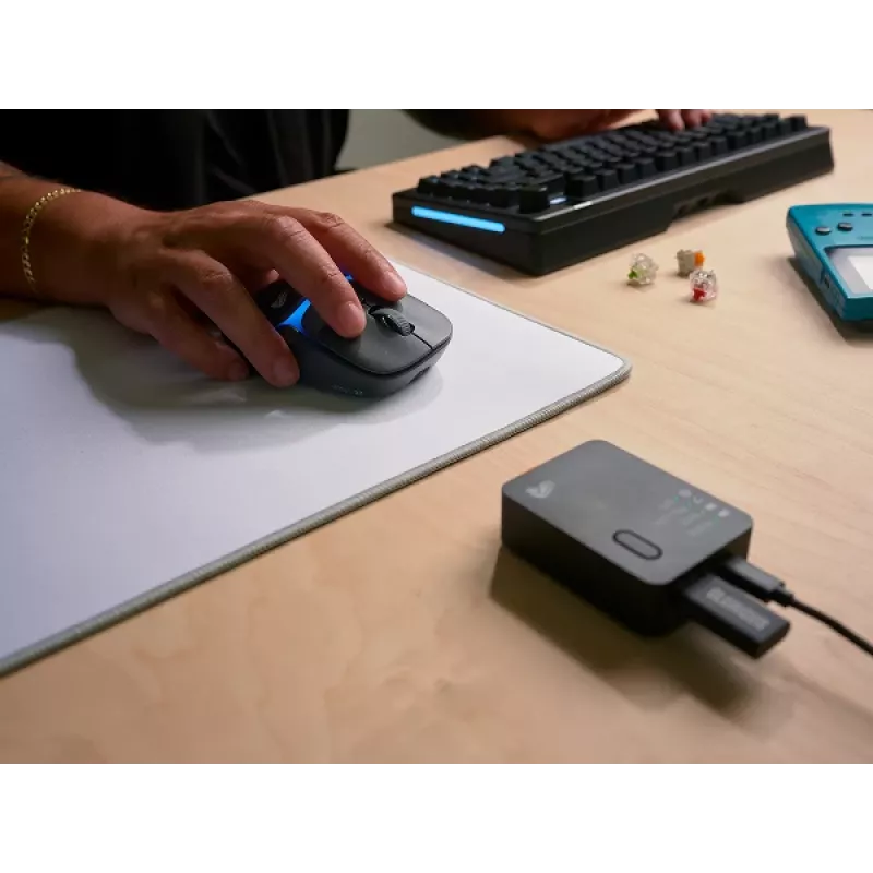 Glorious Gaming Model D3 Wireless Gaming hiir - InfinitePlay vahetatava akuga süsteem, 8k pollimissagedus, 130M klõpsu optilised lülitid, ultralight 69g, 30K DPI optiline sensor, RGB - must