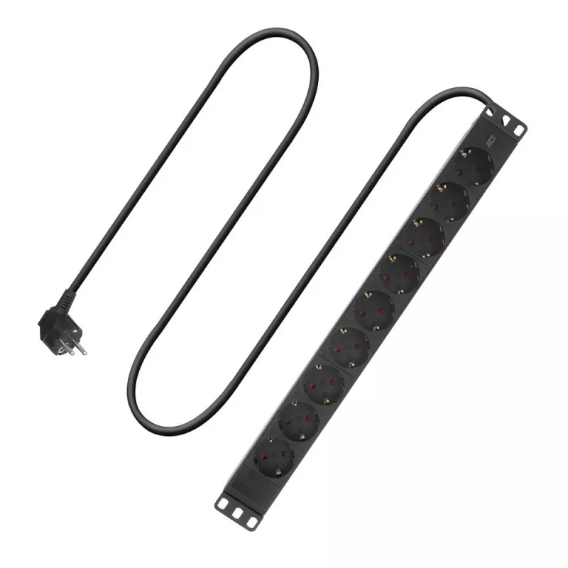 ACT pikendusjuhe PDU 19 inch CEE7/7 9 F-tüüpi pistikupesaga, 3 m H05VV-F 3G1,5