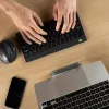 R-Go Tools Ergonoomiline klaviatuur R-Go Compact Break, kompaktne klaviatuur pausitarkvaraga, AZERTY (FR), Bluetooth, must