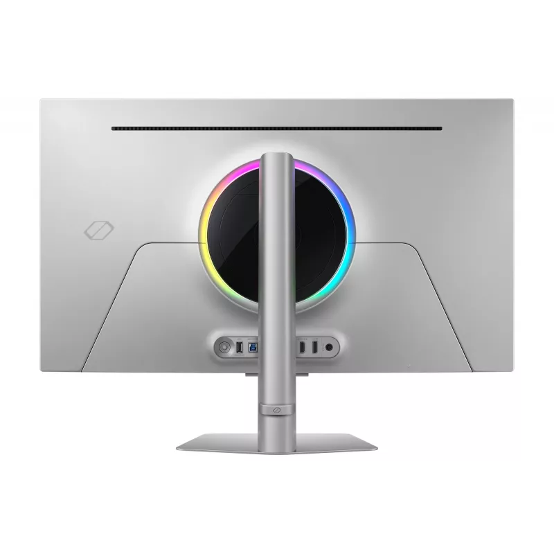 Samsung G81SF arvutimonitor 81.3 cm (32 tolli) 3840 x 2160 pikslit 4K Ultra HD OLED hõbedane