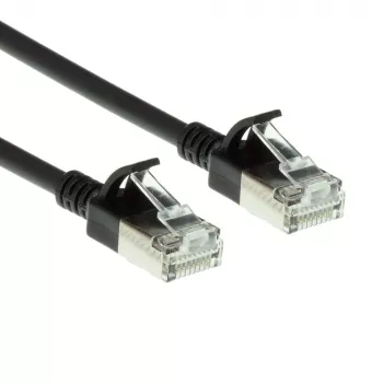 ACT must, 0,5 m, LSZH U/FTP CAT6A andmekeskuse õhuke ühenduskaabel, tõkestusklambriga, RJ45 pistikutega