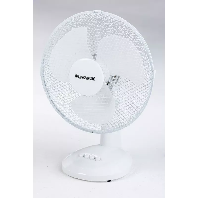 Laua kodune labadega ventilaator Ravanson WT-1040 — 43 cm, 3 laba, 3 kiirust, 45 W, plastikust korpus, hall
