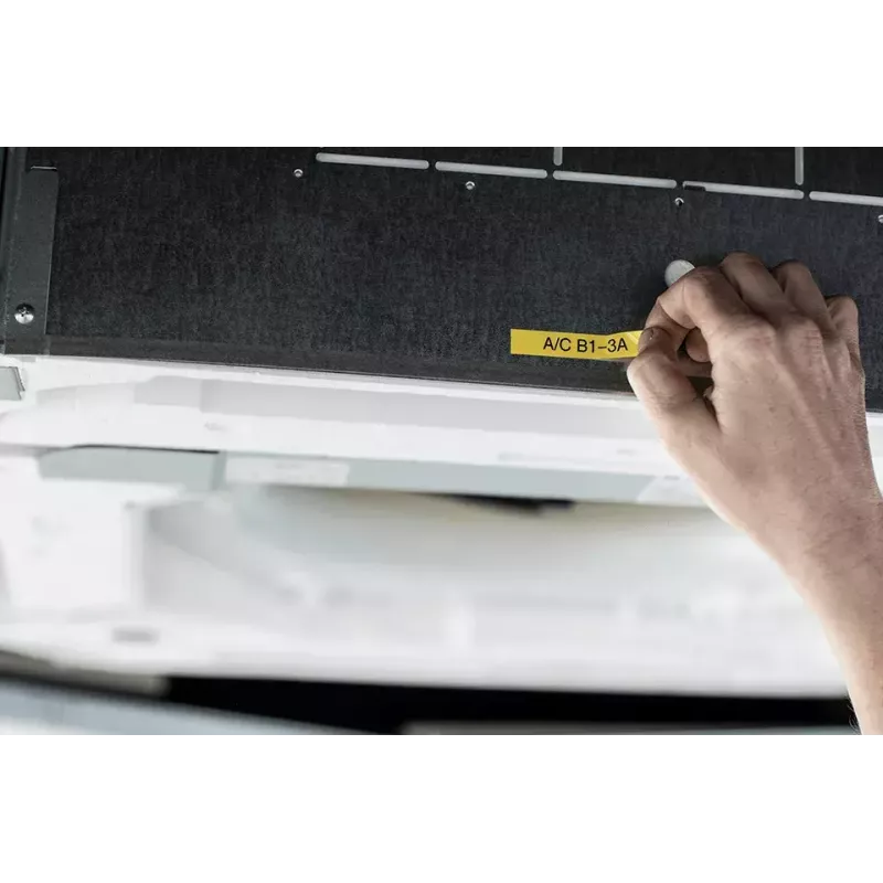 Sildiprinter Brother PT-E110VP otse-termosiirdega Värviline 180 x 180 DPI 20 mm/s TZe QWERTY