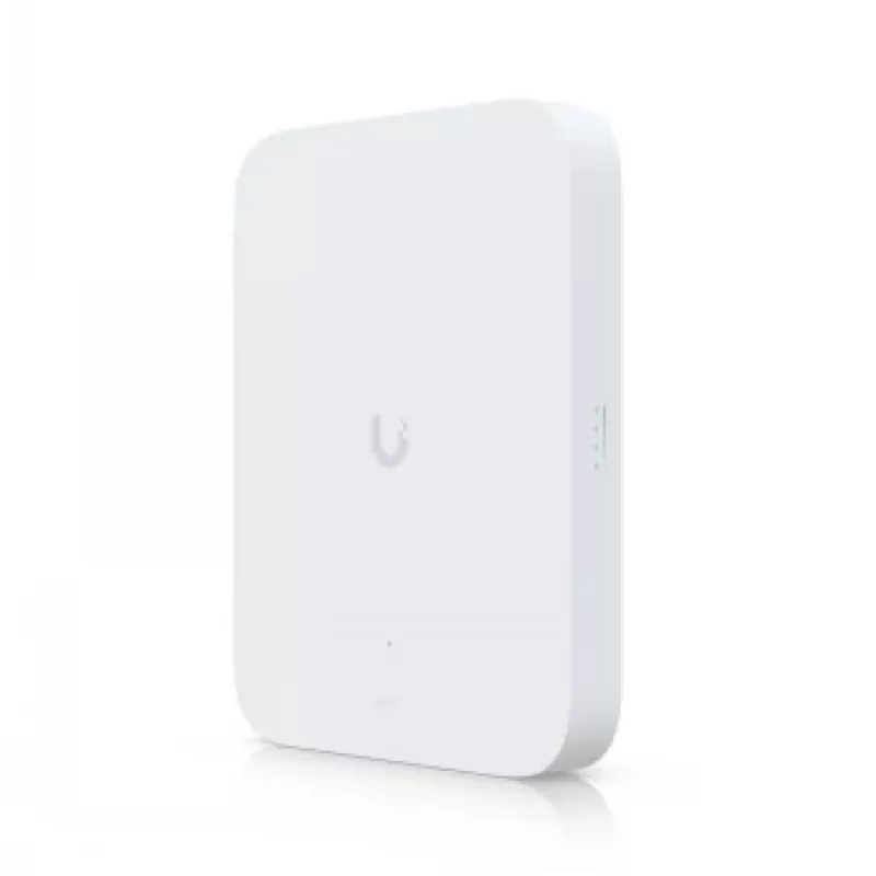 Ubiquiti UniFi 5G Max Outdoor 5G DL kuni 3,6 Gbit/s, 4G DL kuni 1,6 Gbit/s, 1x 2,5G LAN, IPX6 ilmastikukaitse