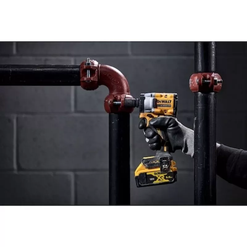 DeWALT DCF922P2T-QW löökmutrivõti 1/2 2500 p/min 610 N⋅m Must, Kollane 415 W 18 V