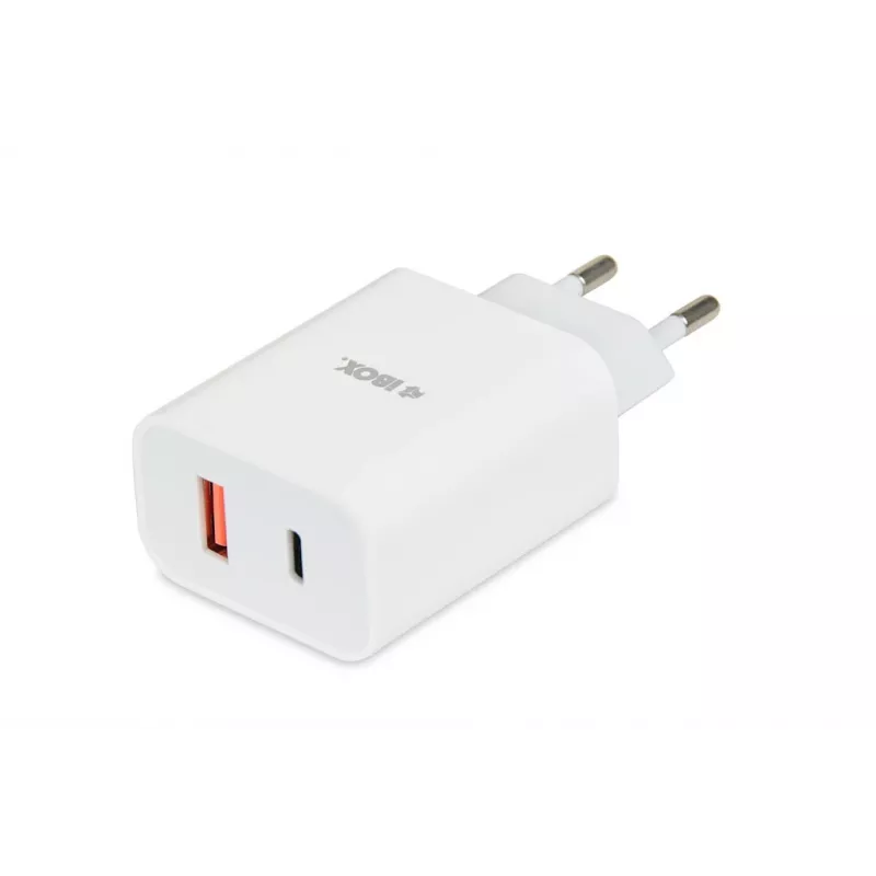 Siselaadija iBox C-36 Universal Valge USB kiirlaadimine