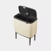 Brabantia Bo Touch Bin 33 L 3 korvi beež laius 540 mm sügavus 312 mm kõrgus 680 mm
