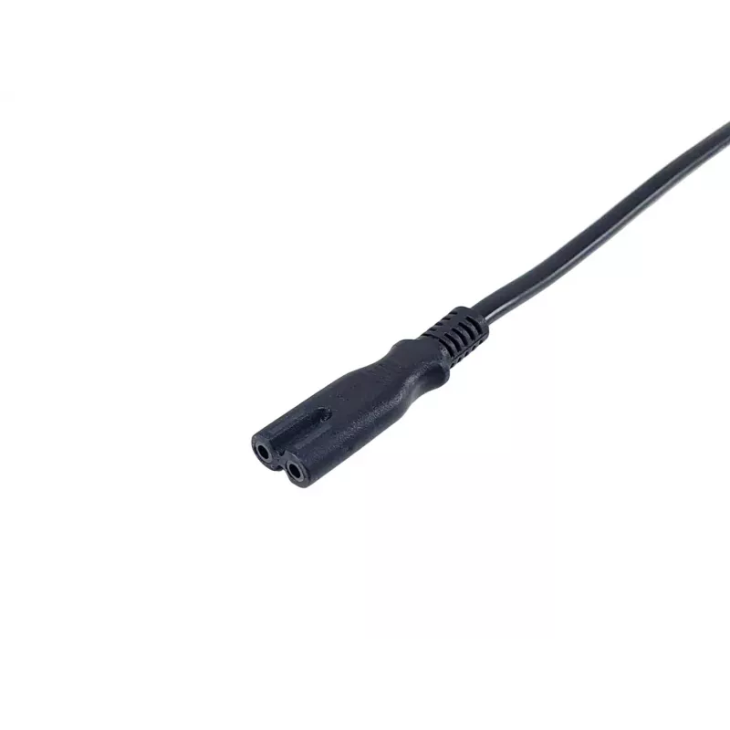 Equip kvaliteetne toitejuhe, C7 kuni 2-kontaktiline Euro, 3,0 m, 3 m, 2-kontaktiline, C7 pistikupesa, H03VVH2-F, 250 V, 2,5 A