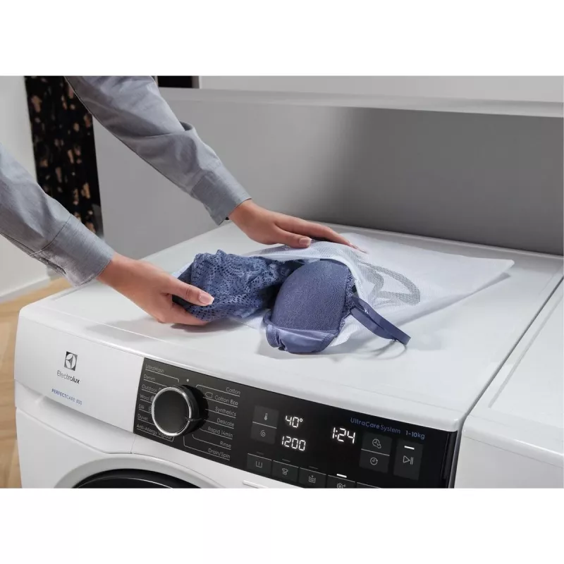 Pesukott Electrolux M5WPWB01 universaalne valge õrnade esemete jaoks