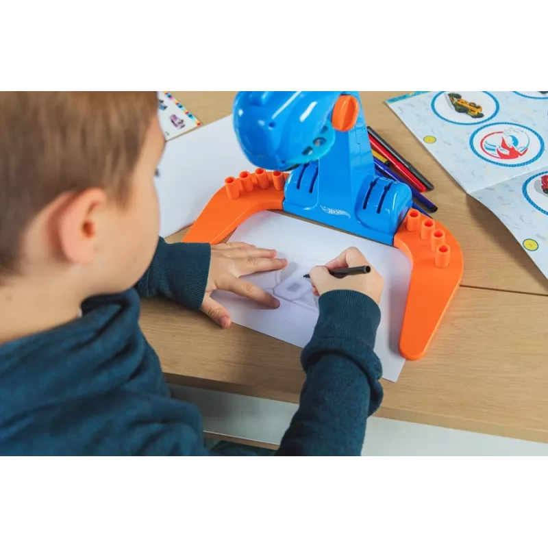 Hot Wheels projektoriga joonistamise komplekt