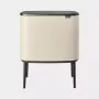 Brabantia Bo Touch prügikast 34 L 2 korviga Beež Laius 540 mm Sügavus 312 mm Kõrgus 680 mm