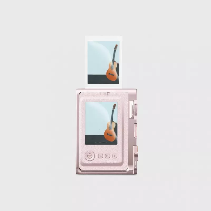 Fujifilm Instax mini Evo 1/5-tolline 2560 x 1920 pikslit 62 x 46 mm CMOS Roosa