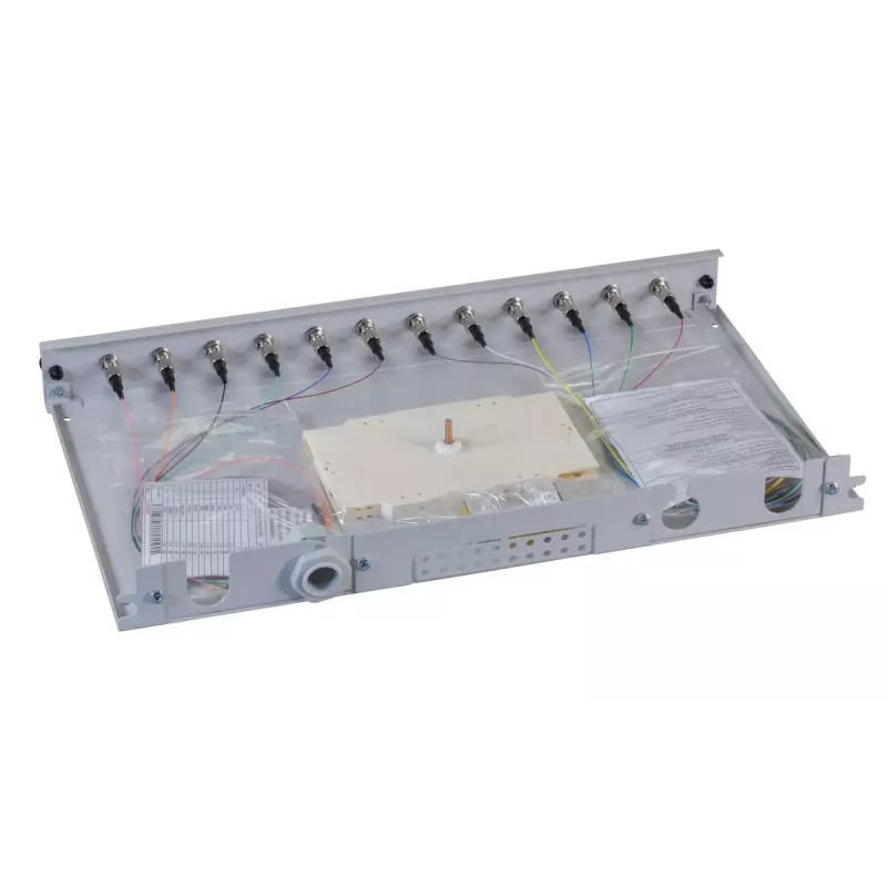 Patch panel 1U EFB Elektronik B71006.12OM4 — ST fiiberkonnektorid, metall, 483×44.5×244 mm